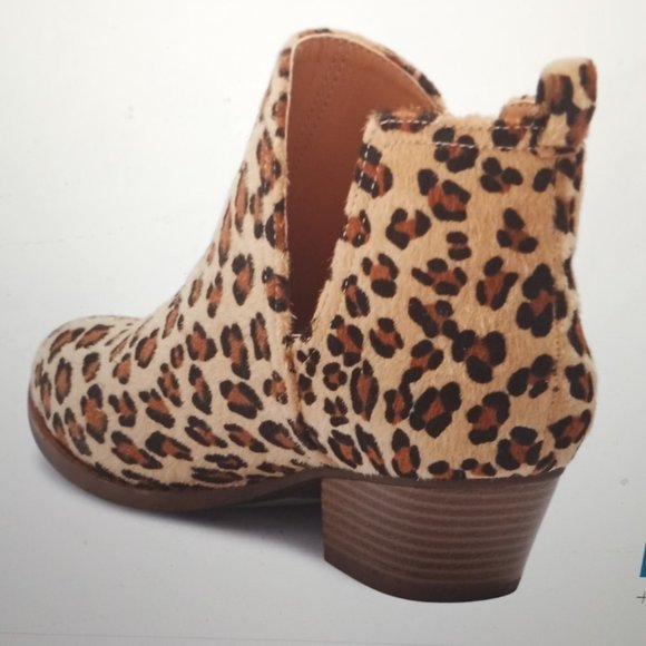 Leopard Print Bootie - Picture 4 of 5